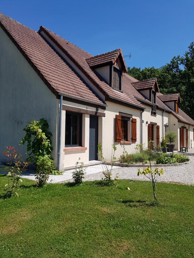 Le Clos De La Deesse La Ferté-Saint-Cyr Buitenkant foto